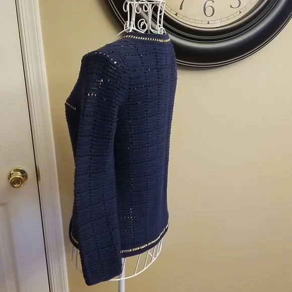 Lilly Pulitzer blue sweater accented with golden chain Details. Size Small - Picture 6 of 12